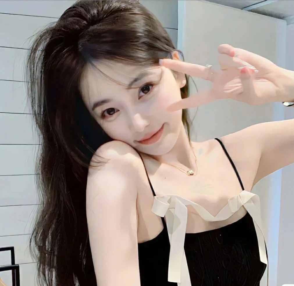 陪玩妹子暮色的照片1