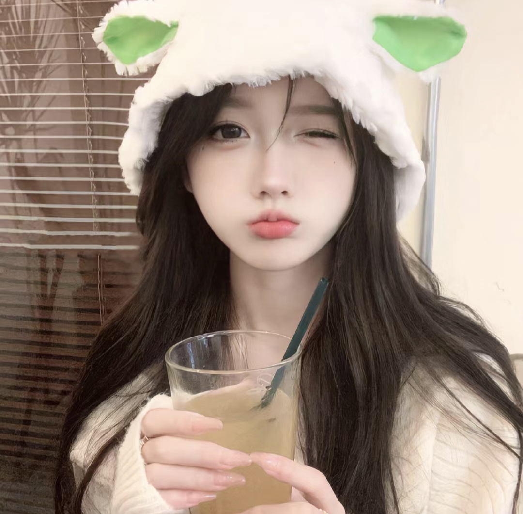 陪玩妹子じℳ佳佳的照片1