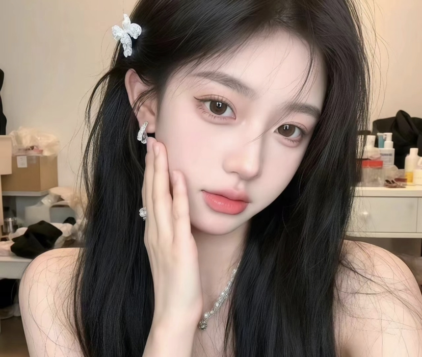 陪玩妹子月明昭昭的照片1