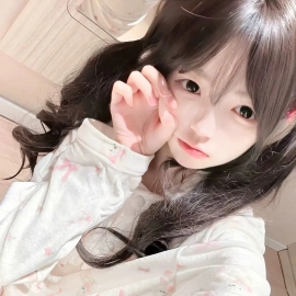 小晗可爱话多陪玩