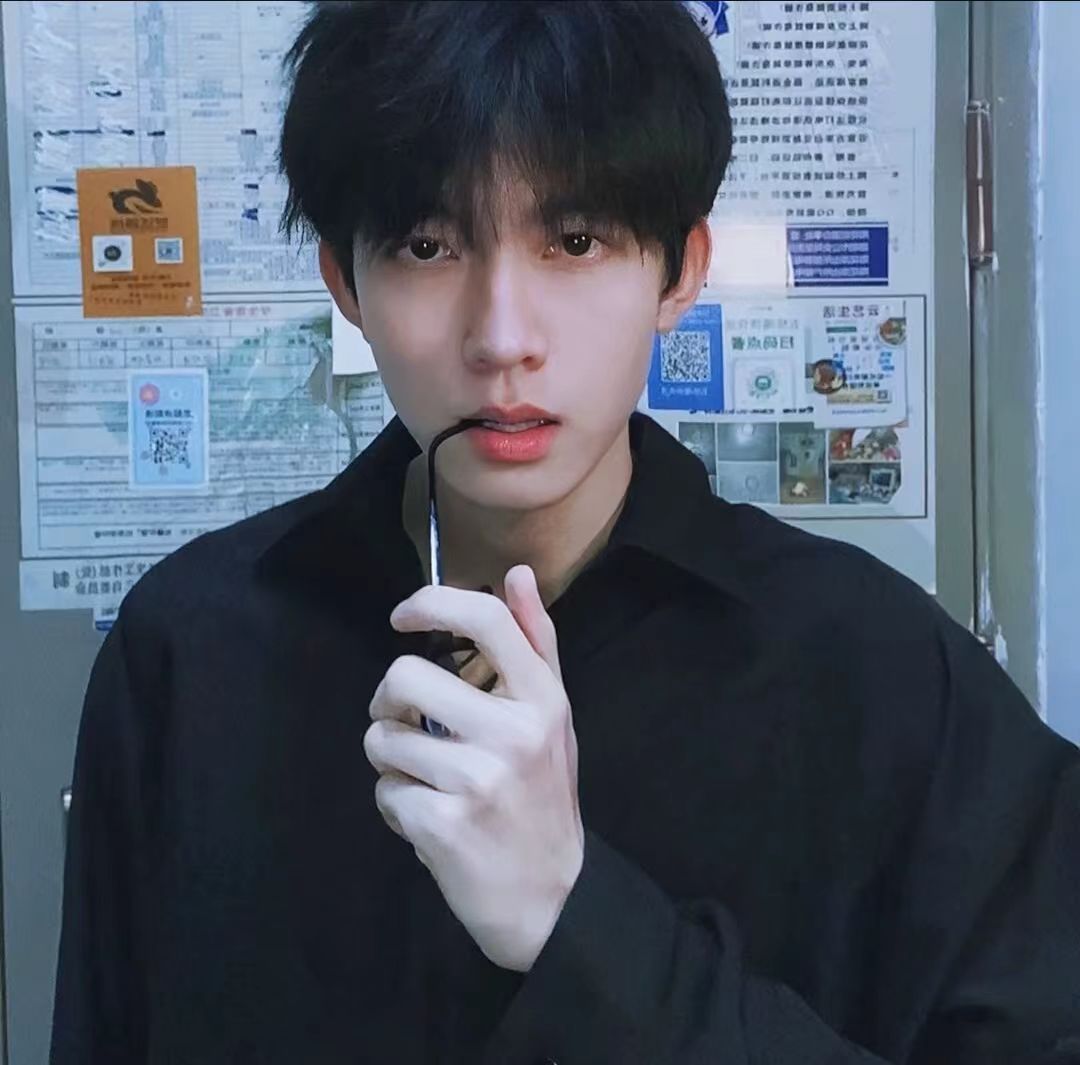 陪玩妹子这不对吧的照片1