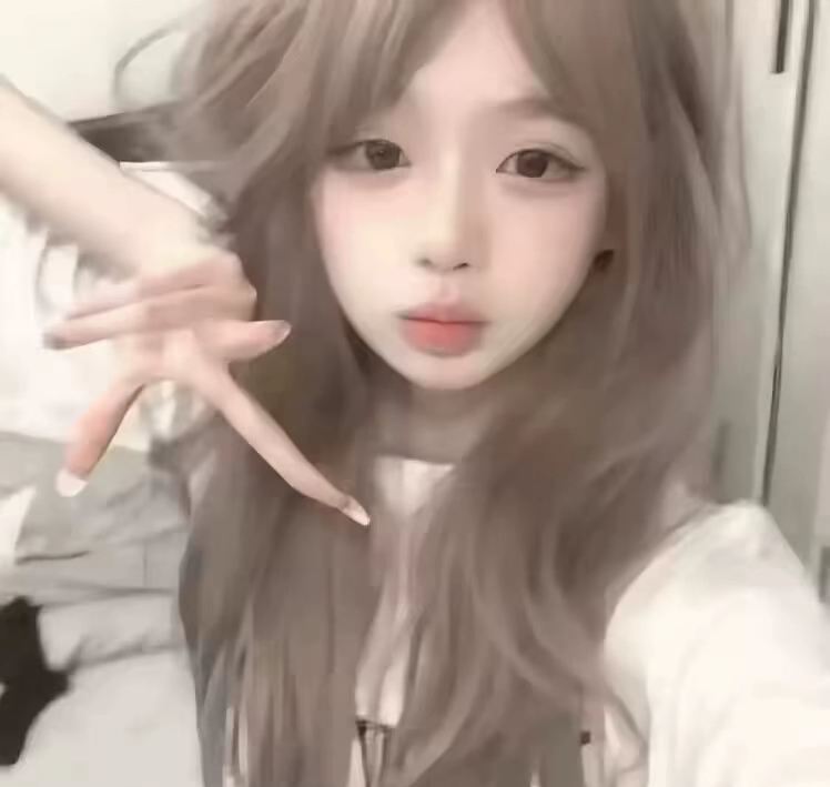 陪玩妹子岁安ღᩚ的照片1