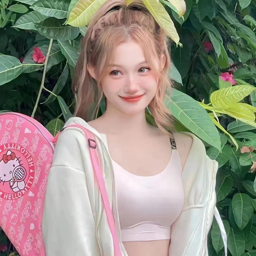 陪玩妹子耶耶兔ᐝ的照片1