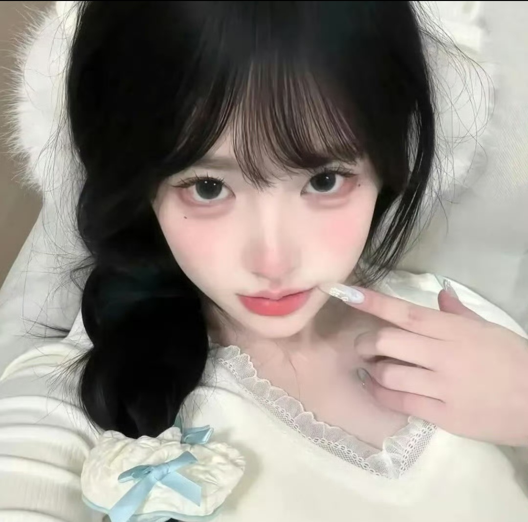 陪玩妹子乐乐秒上号的照片1