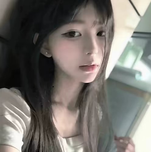 陪玩妹子小亿秋的照片1