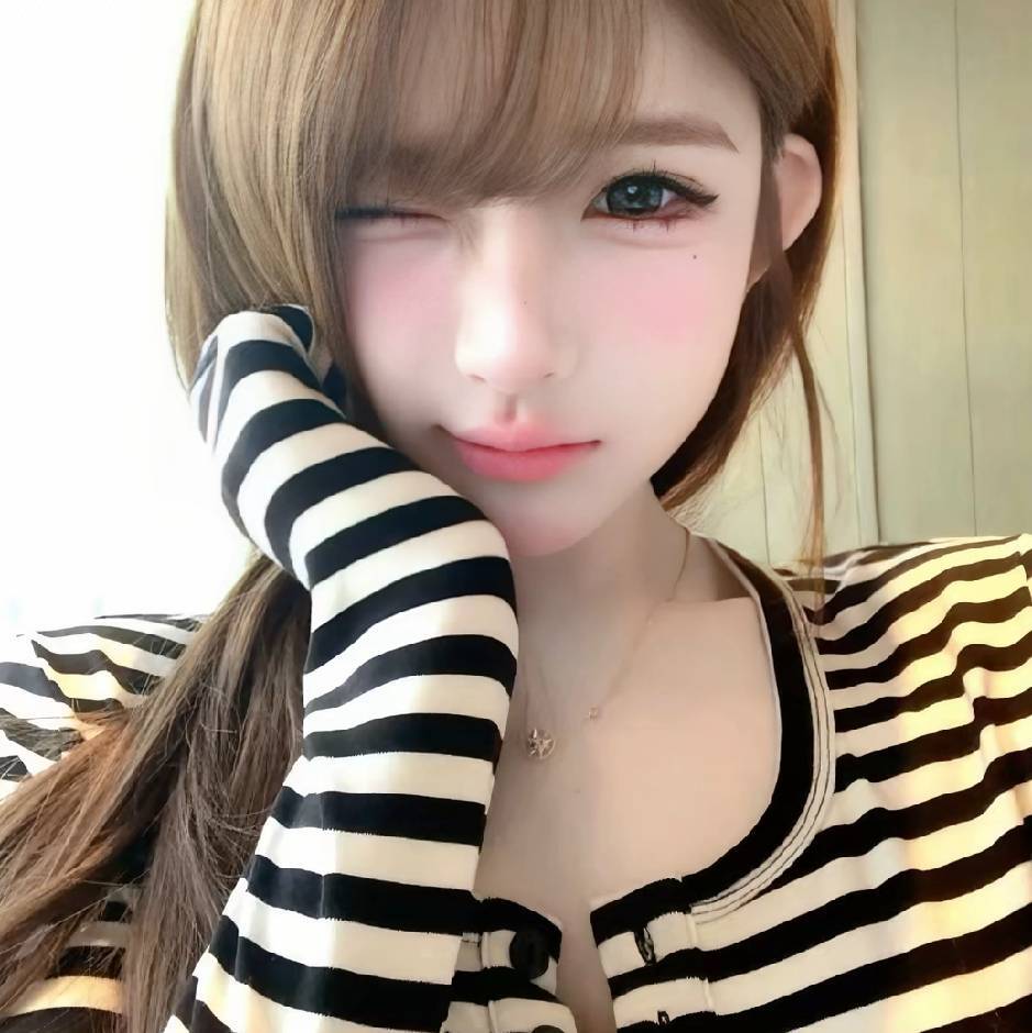 陪玩妹子书佳的照片1