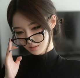 御梅吖陪玩
