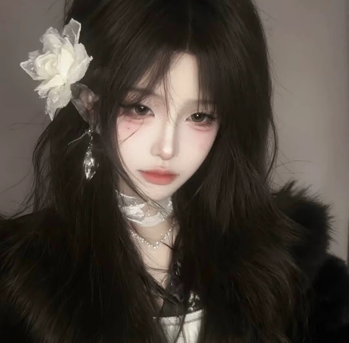 陪玩妹子鹤归·的照片1