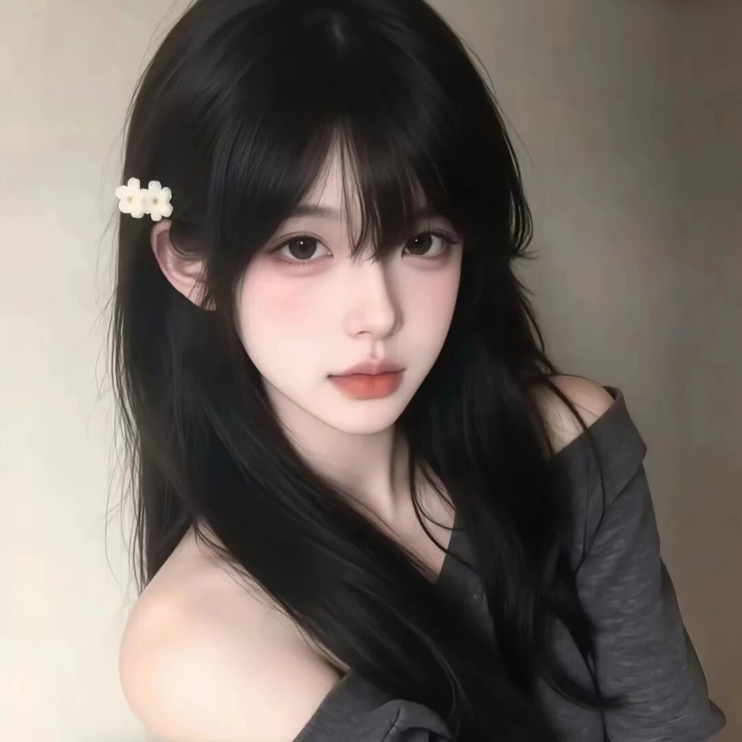 陪玩妹子小小不小的照片1