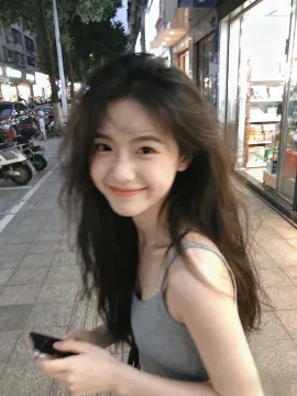 萳楠陪玩