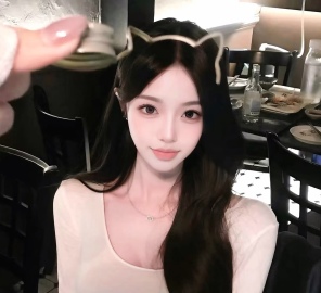 纯情女友甜汐汐陪玩