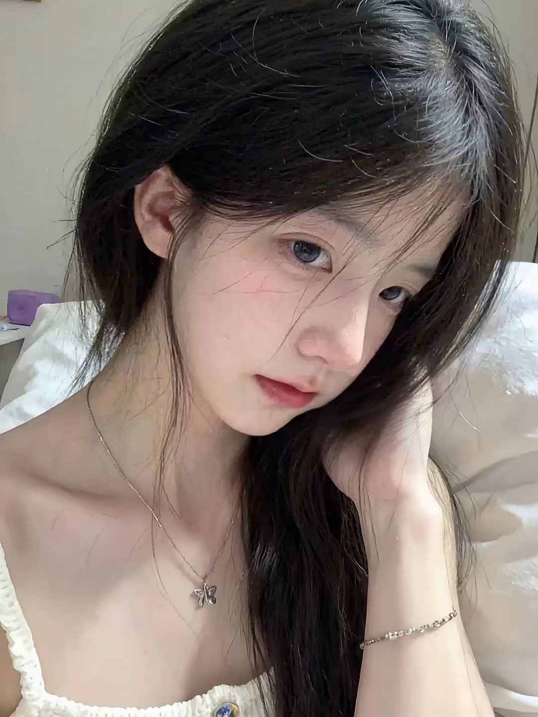陪玩妹子爱吃板栗的照片1