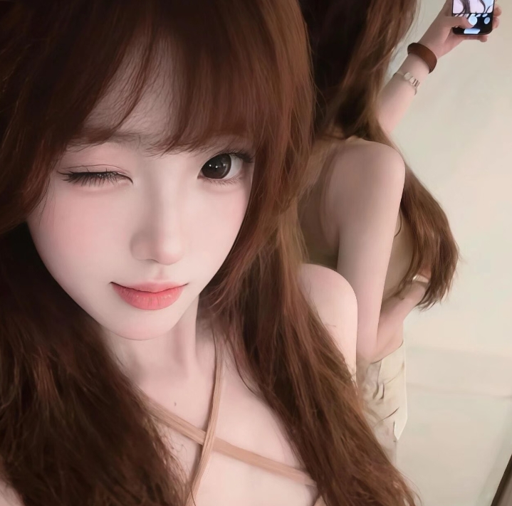 陪玩妹子夏苒苒的照片1