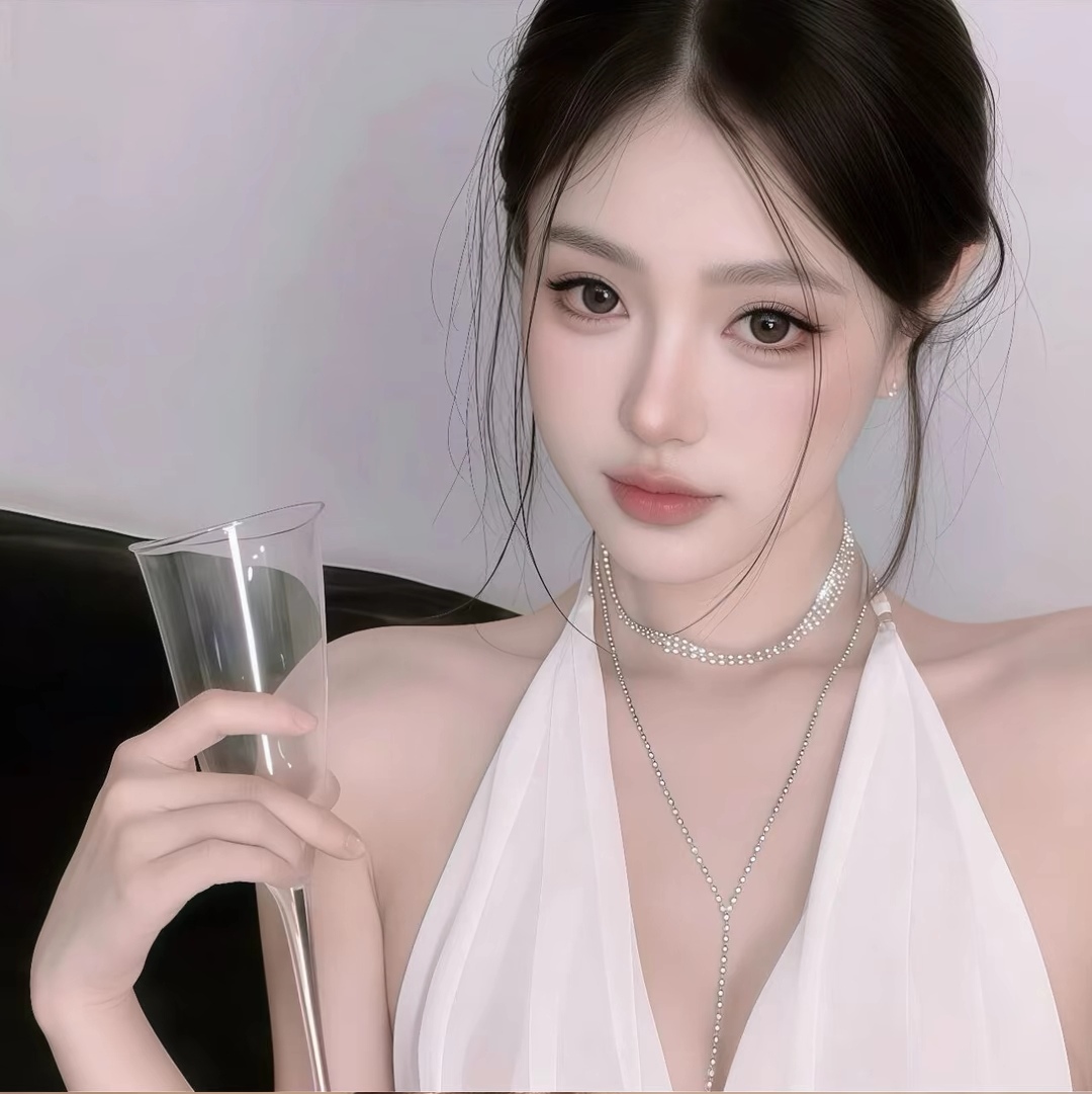 陪玩妹子粟宝的照片1