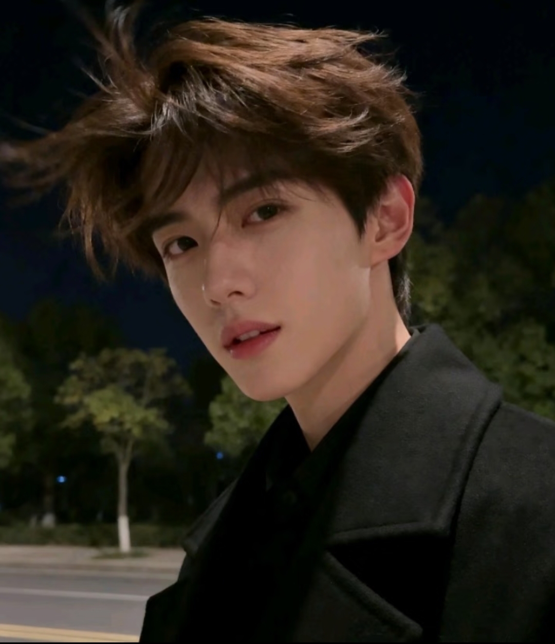 陪玩妹子木兰国服百段打野的照片1