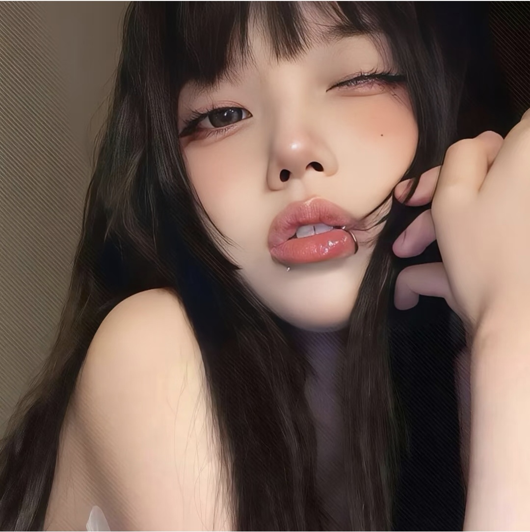 陪玩妹子爱意再起的照片1