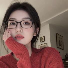 张艾萌（cfm）陪玩