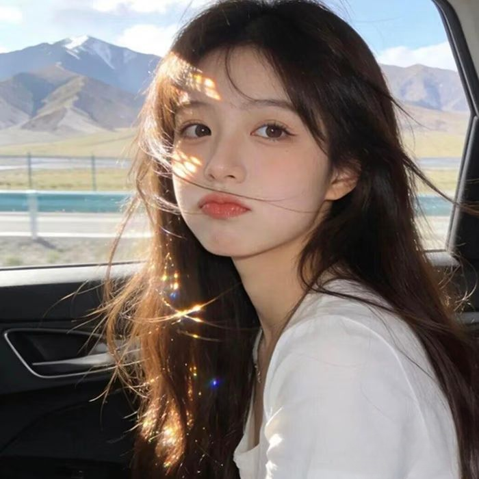 陪玩妹子沈听雪º¹美女的照片1