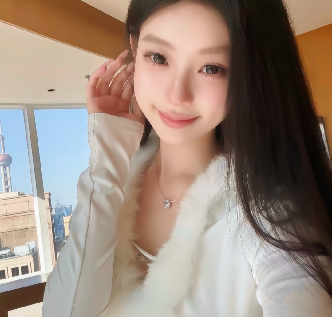 陪玩妹子小玉不吃鱼的照片1