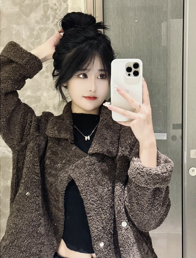 陪玩妹子溪妹温柔话多的照片6