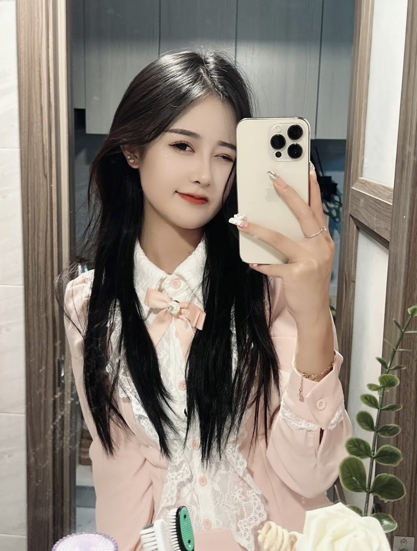 陪玩妹子溪妹温柔话多的照片7