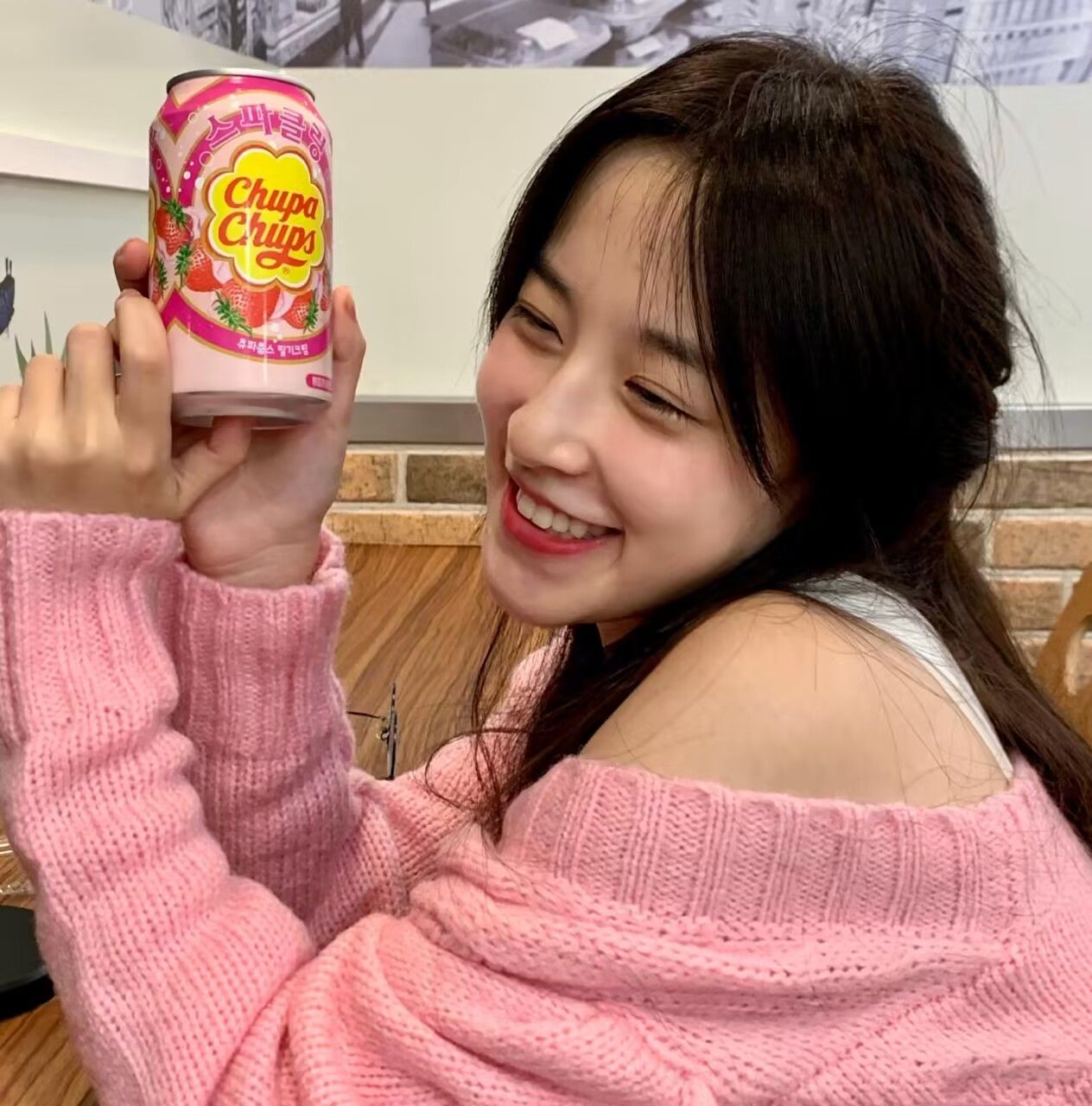 陪玩妹子饱饱电竞女神的照片3