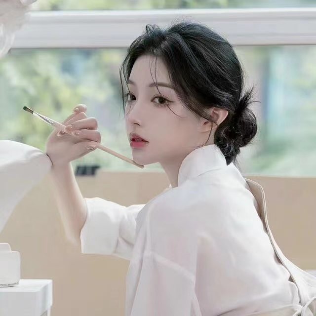 陪玩妹子ℋÿ余岁安的照片1