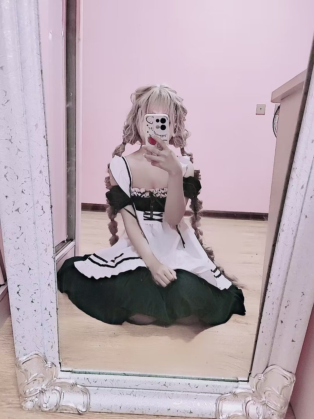 陪玩妹子甜甜椰-接端游的照片1