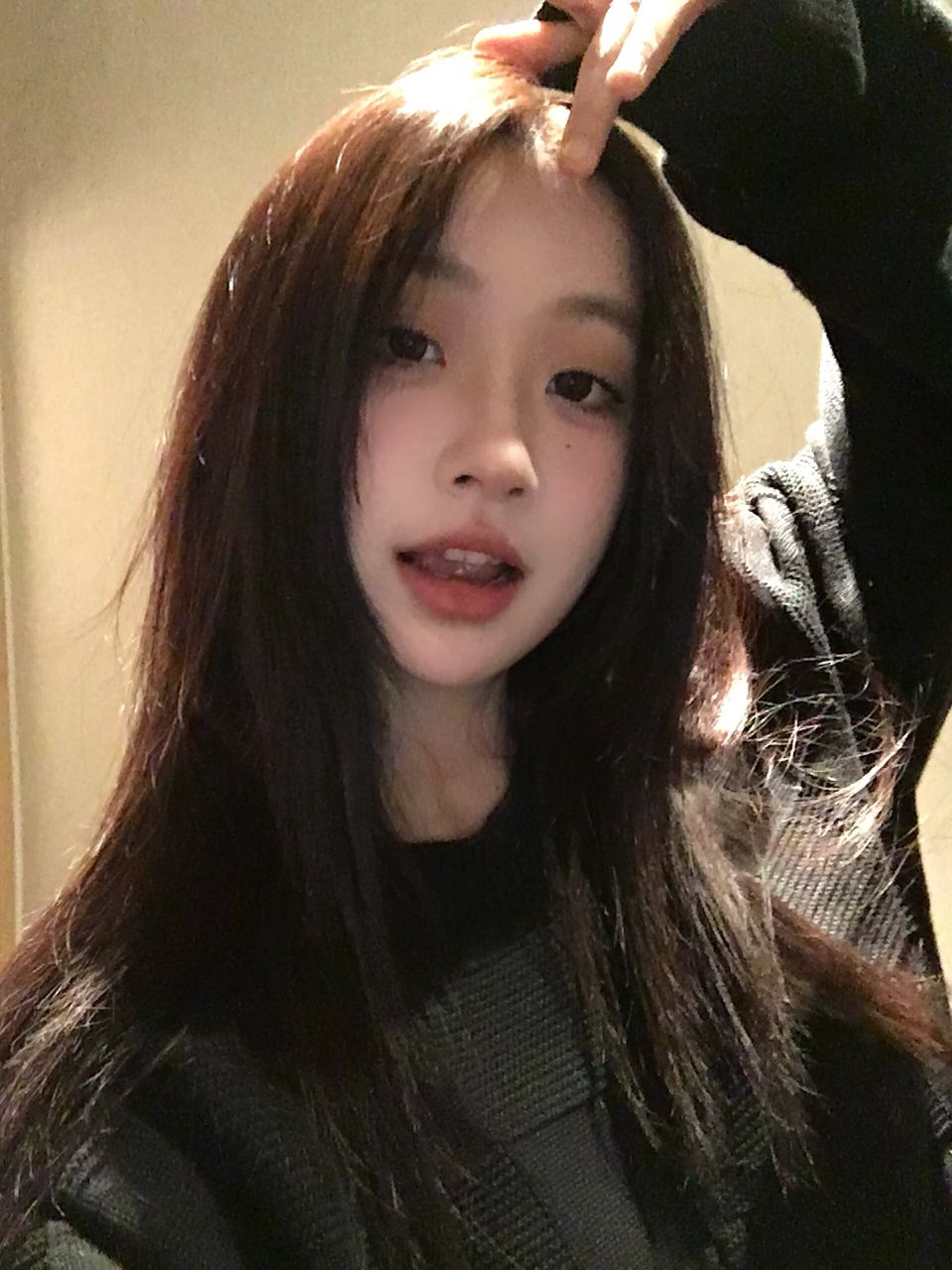 陪玩妹子芝士不是甜崽的照片3