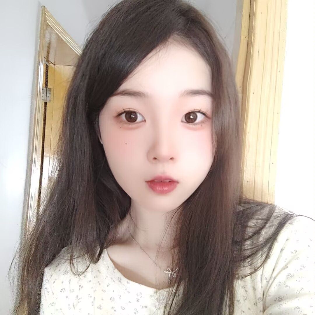 陪玩妹子吃1k雪糕的照片2