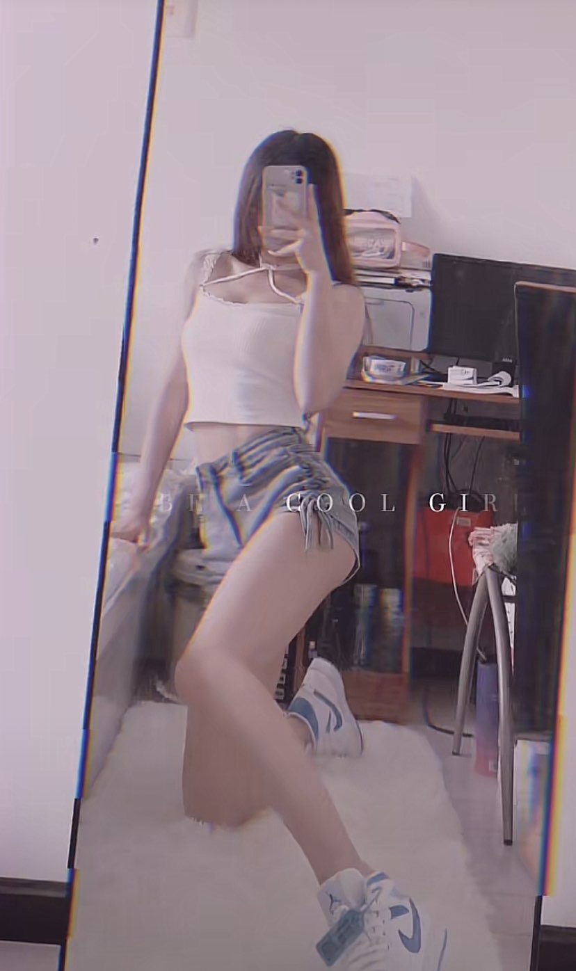 陪玩妹子ღ゛瑶瑶（御姐）的照片1