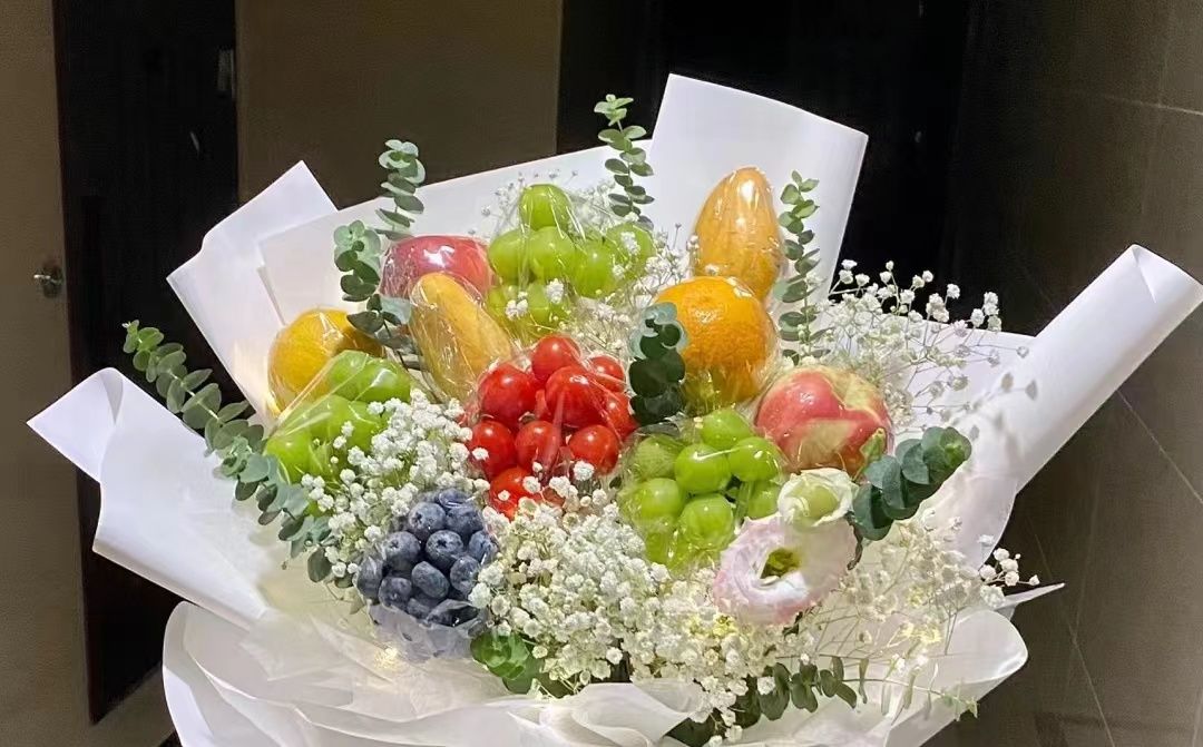 陪玩妹子梦梦、的照片1