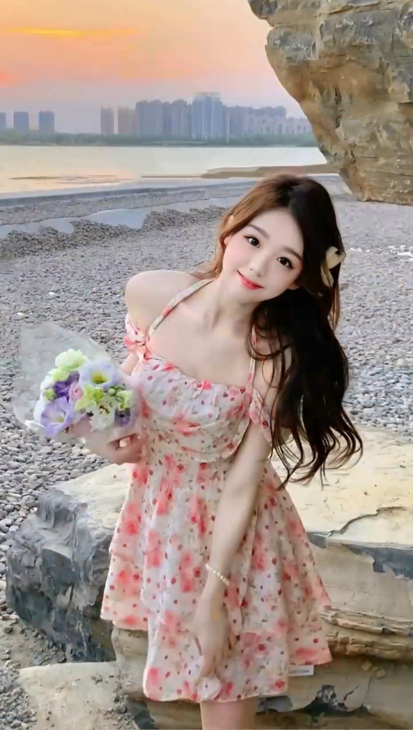 陪玩妹子嘉儿の全能甜妹的照片1