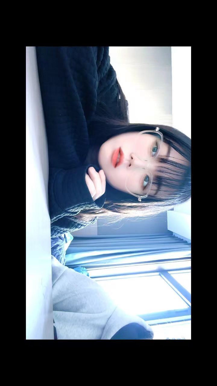 陪玩妹子李快乐的照片1
