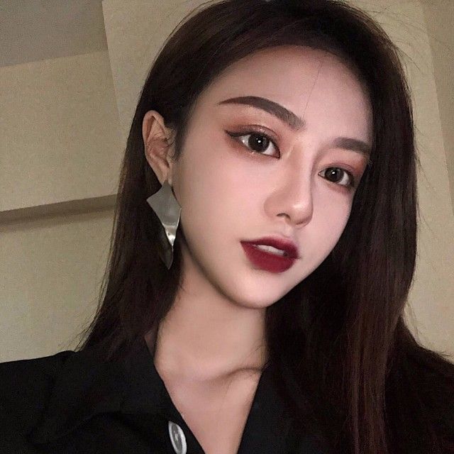 陪玩妹子甜御姐姐的照片1