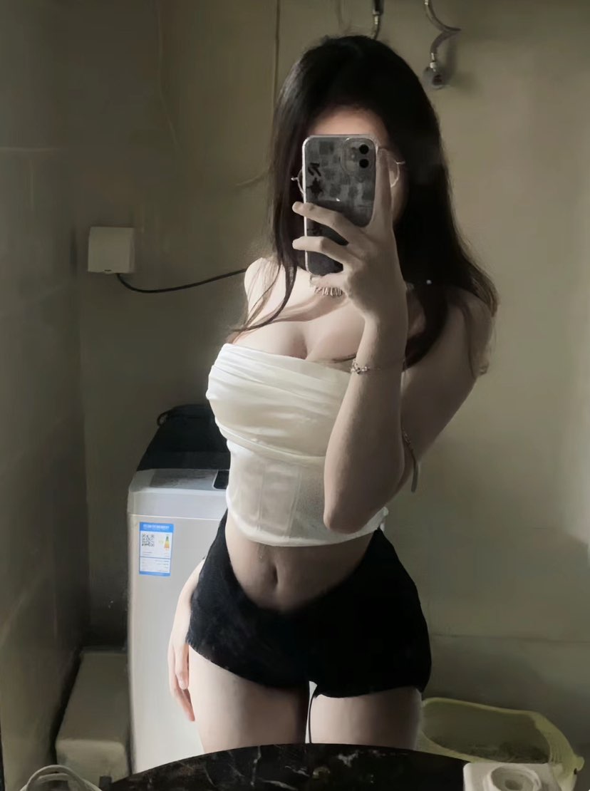陪玩妹子晚晚甜御超会撩的照片3