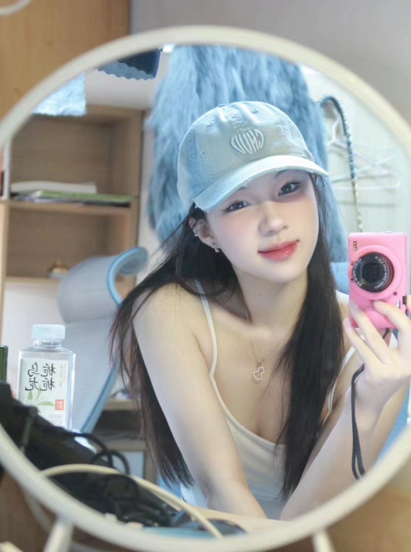 陪玩妹子晚晚甜御超会撩的照片2