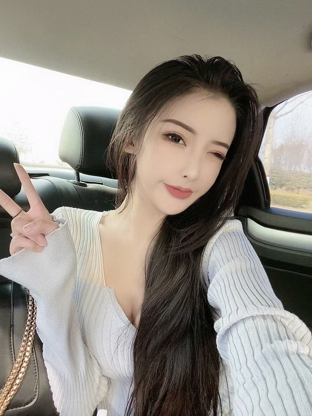陪玩妹子温柔玲baby的照片4