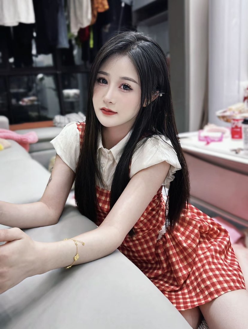 陪玩妹子溪妹温柔话多的照片5