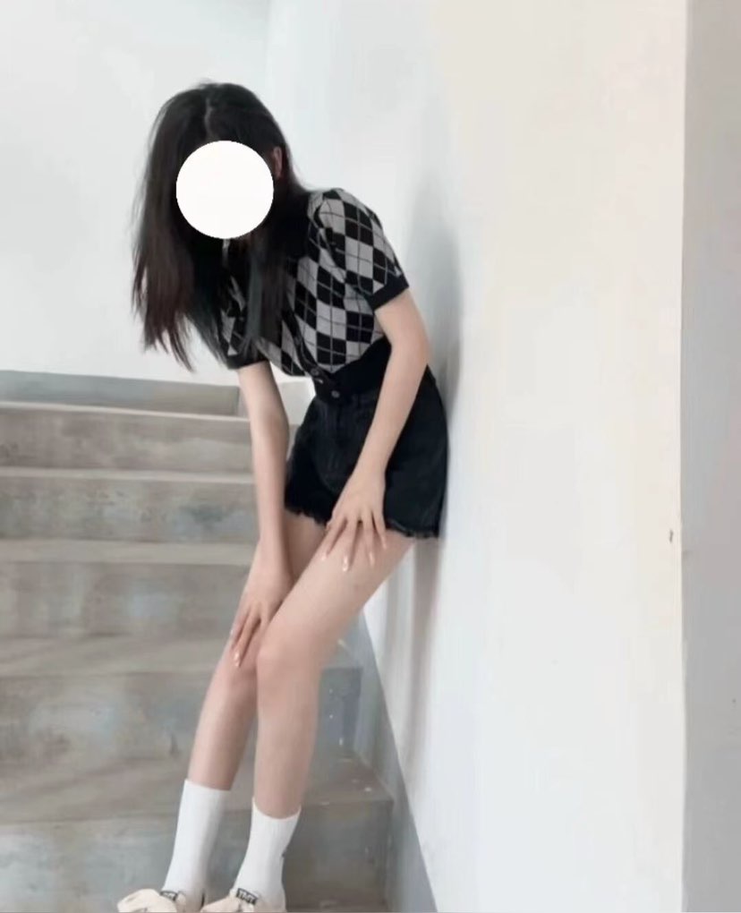 陪玩妹子云伊湉的照片3