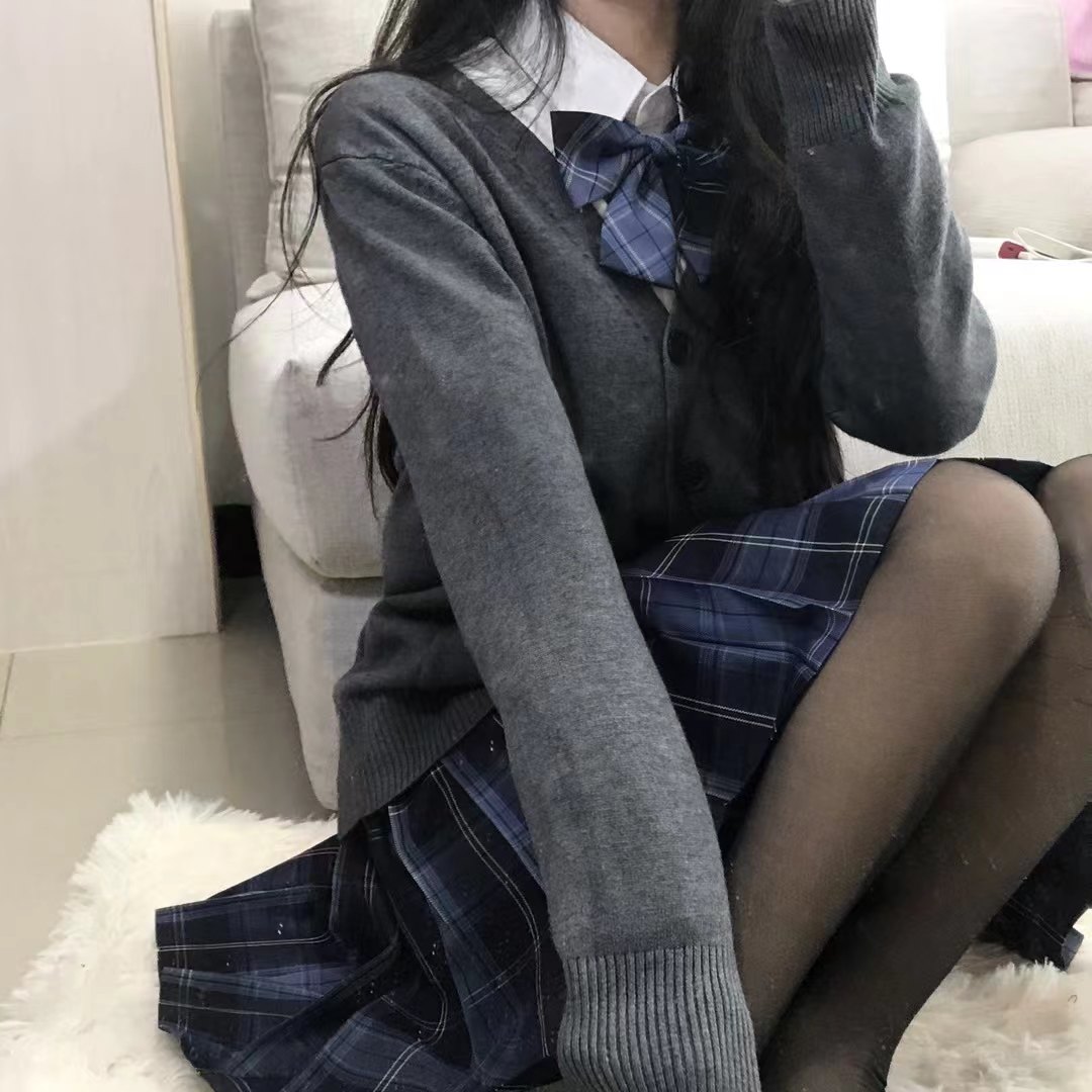陪玩妹子锦鲤小米糕的照片2
