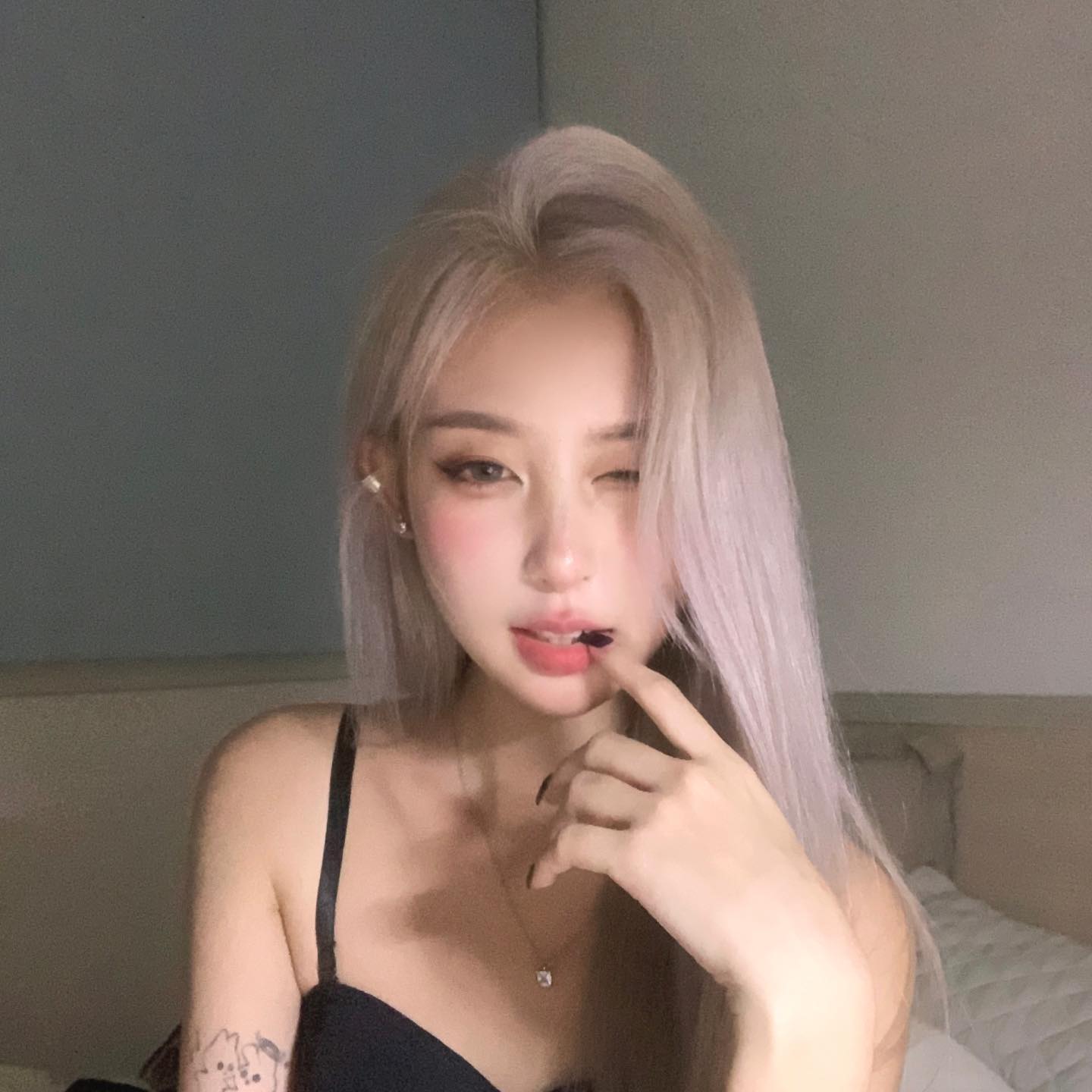 陪玩妹子小君甜蜜蜜的照片3