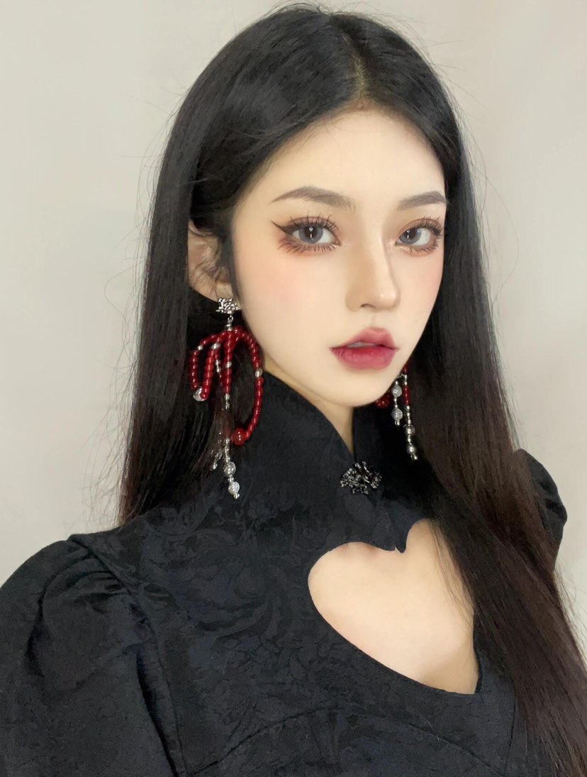 陪玩妹子桂香的照片2