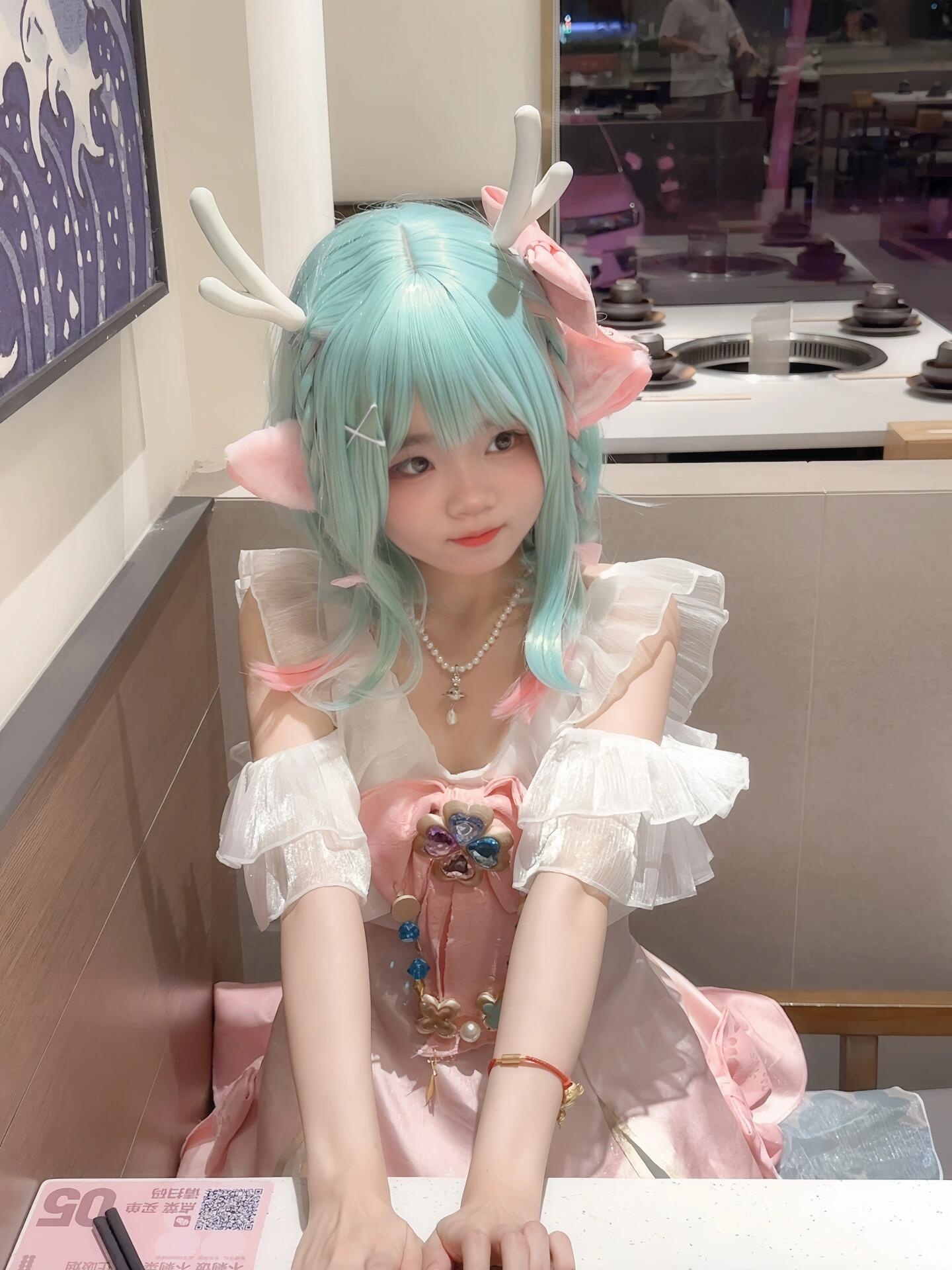 陪玩妹子晚春°的照片1