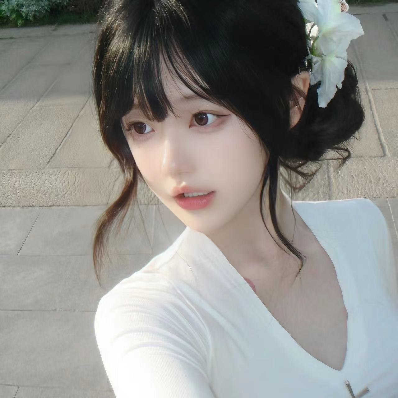 陪玩妹子甜糯国服中路秒上的照片2