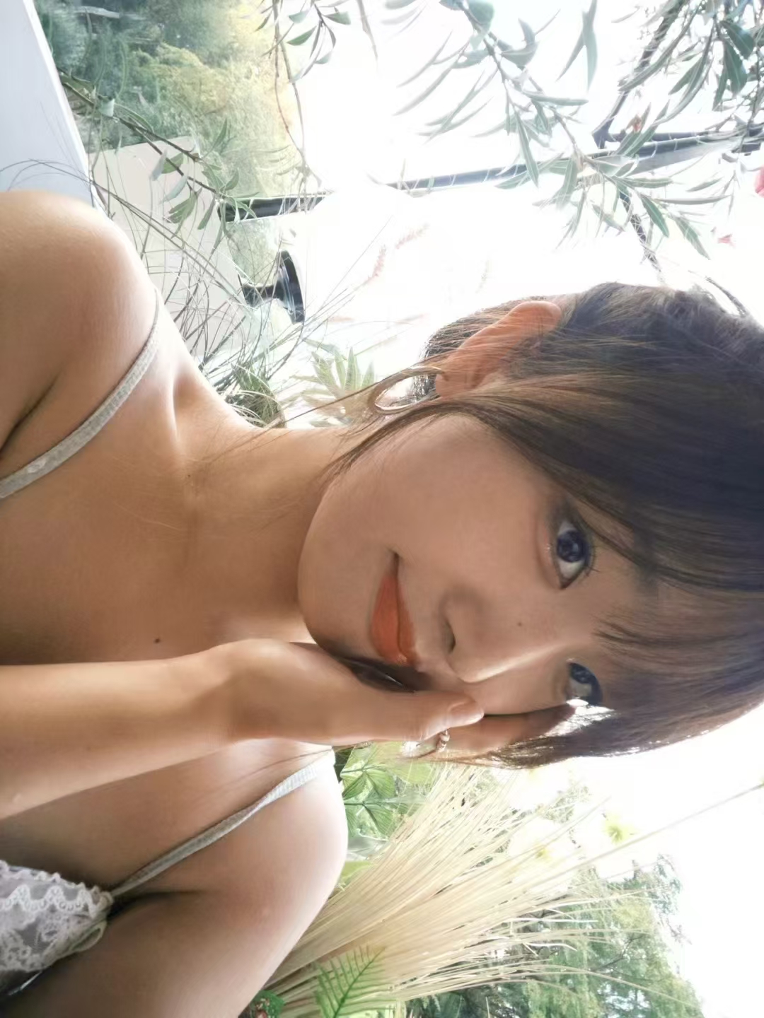 陪玩妹子心动香宝的照片5