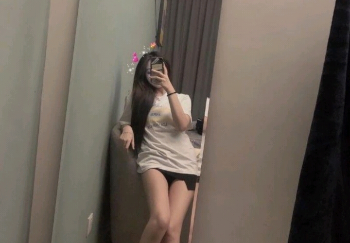 陪玩妹子清清。的照片1