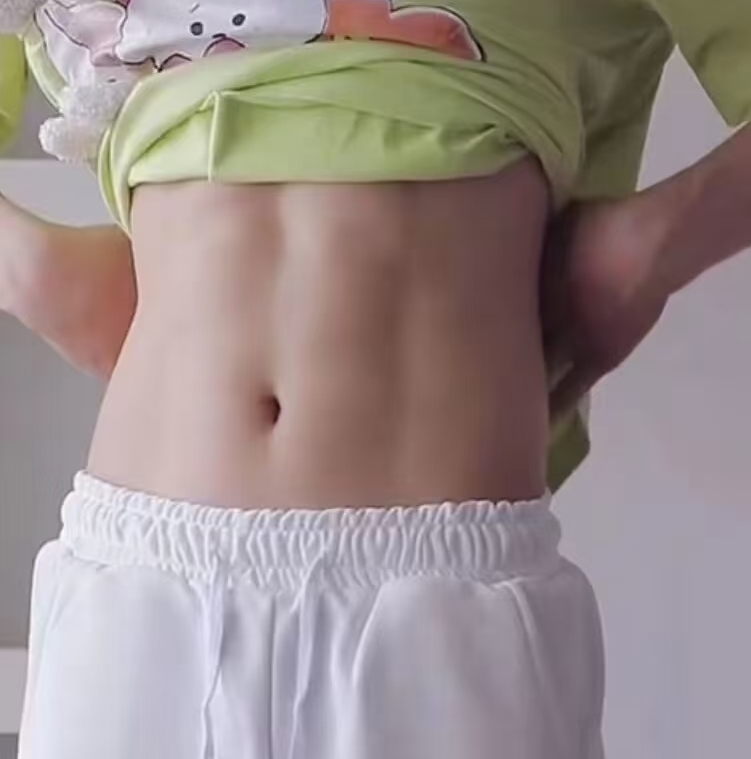 陪玩妹子我打小就立棍的照片5