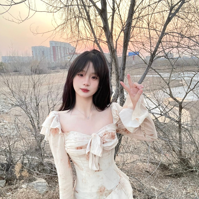 陪玩妹子杨枝的照片6