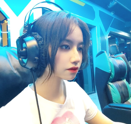 陪玩妹子小憨憨秒上号的照片2